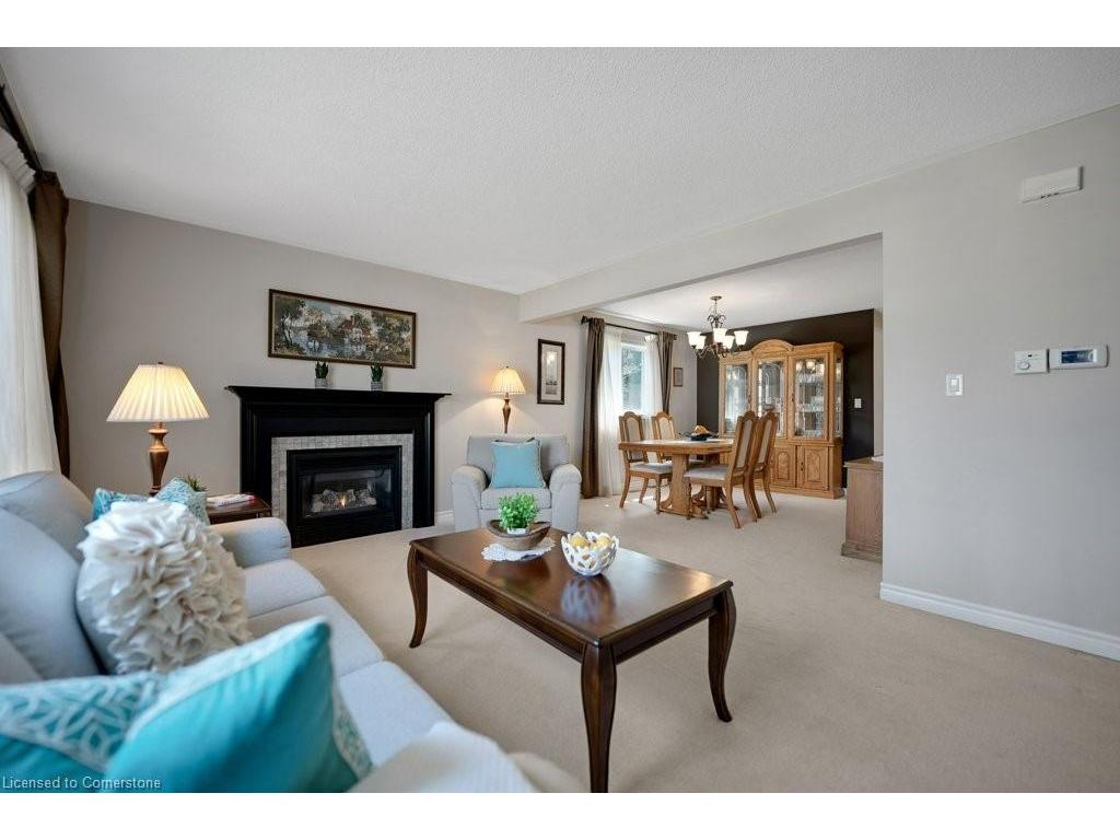 









120


Kilroot

Place,
Freelton,




ON
L8B 1A5

