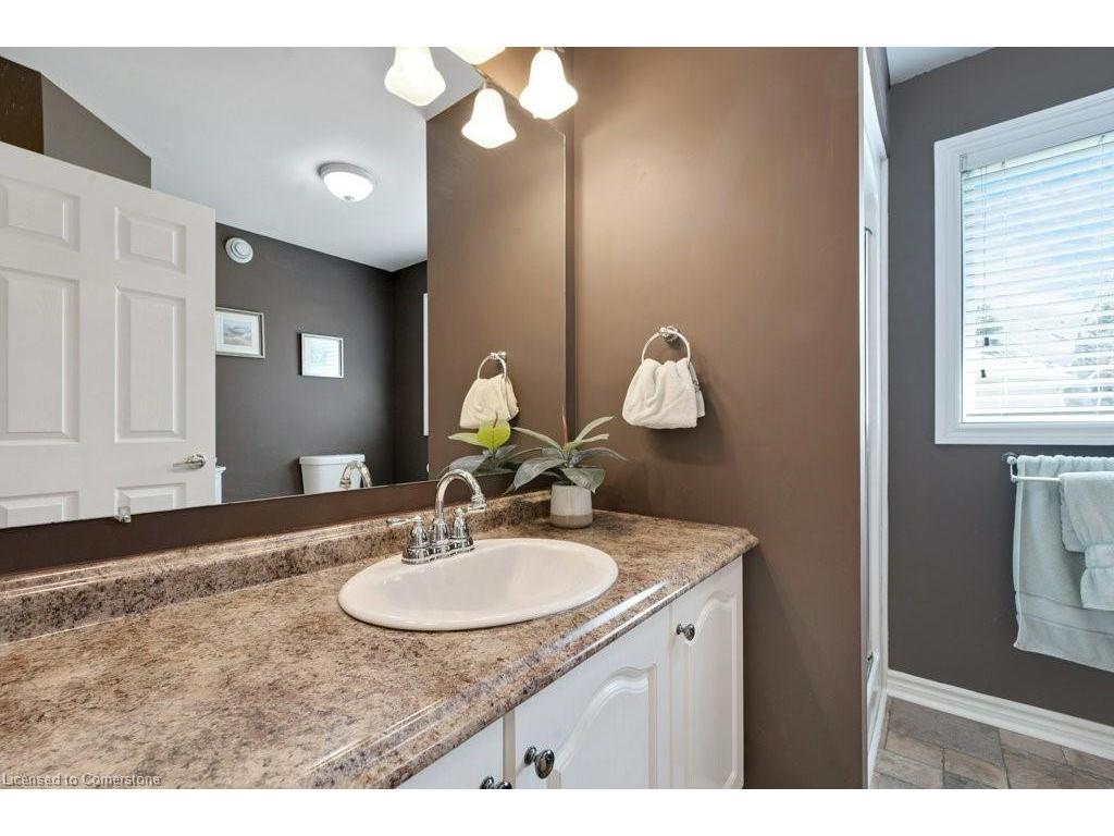 









120


Kilroot

Place,
Freelton,




ON
L8B 1A5


