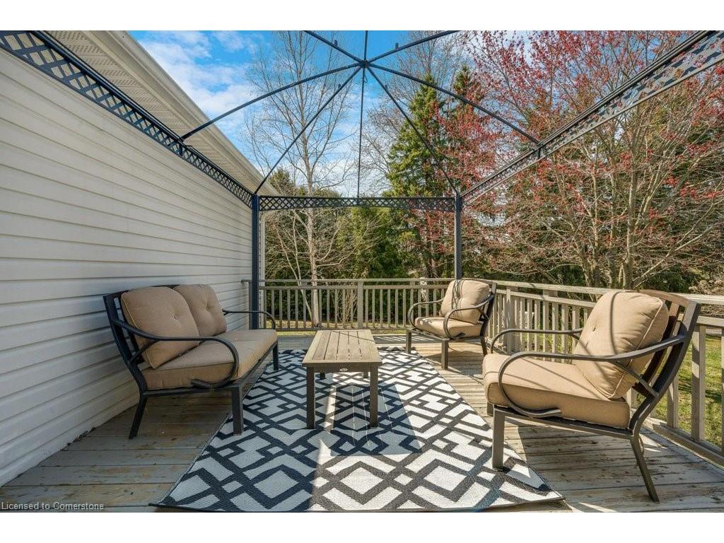 









120


Kilroot

Place,
Freelton,




ON
L8B 1A5

