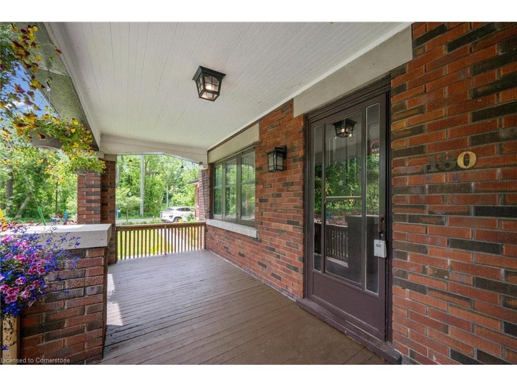 









180


David

Street,
Kitchener,




ON
N2G 1Y5

