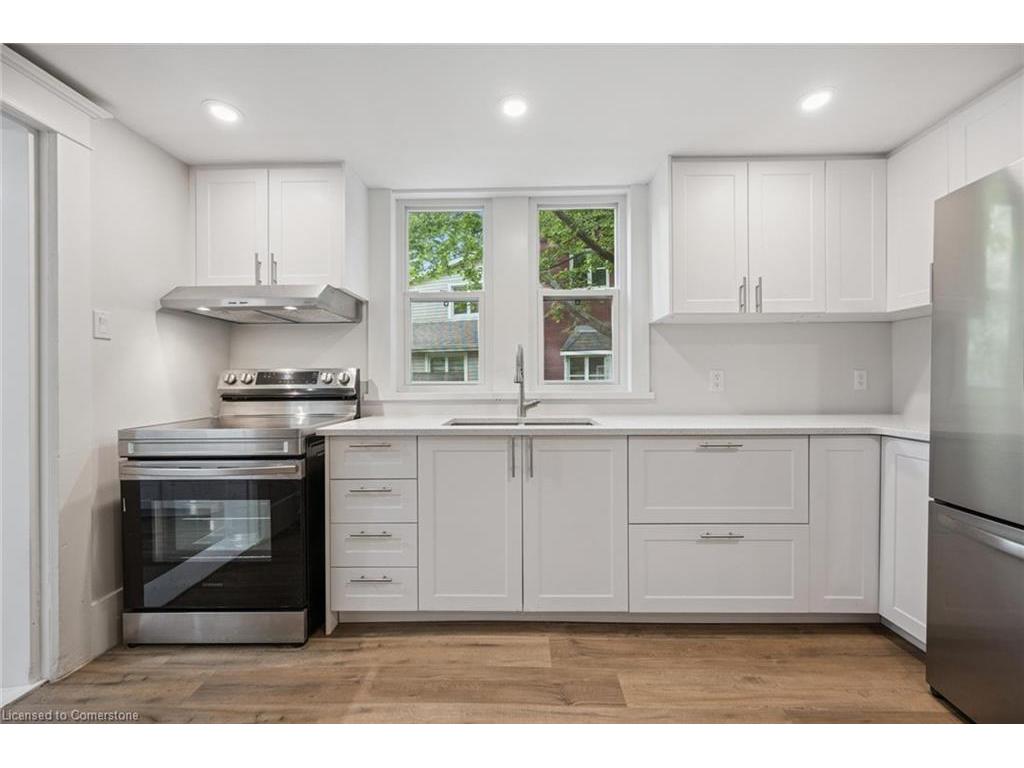 









180


David

Street,
Kitchener,




ON
N2G 1Y5

