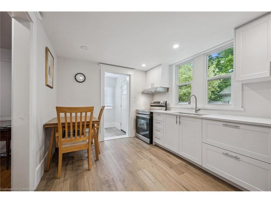 









180


David

Street,
Kitchener,




ON
N2G 1Y5

