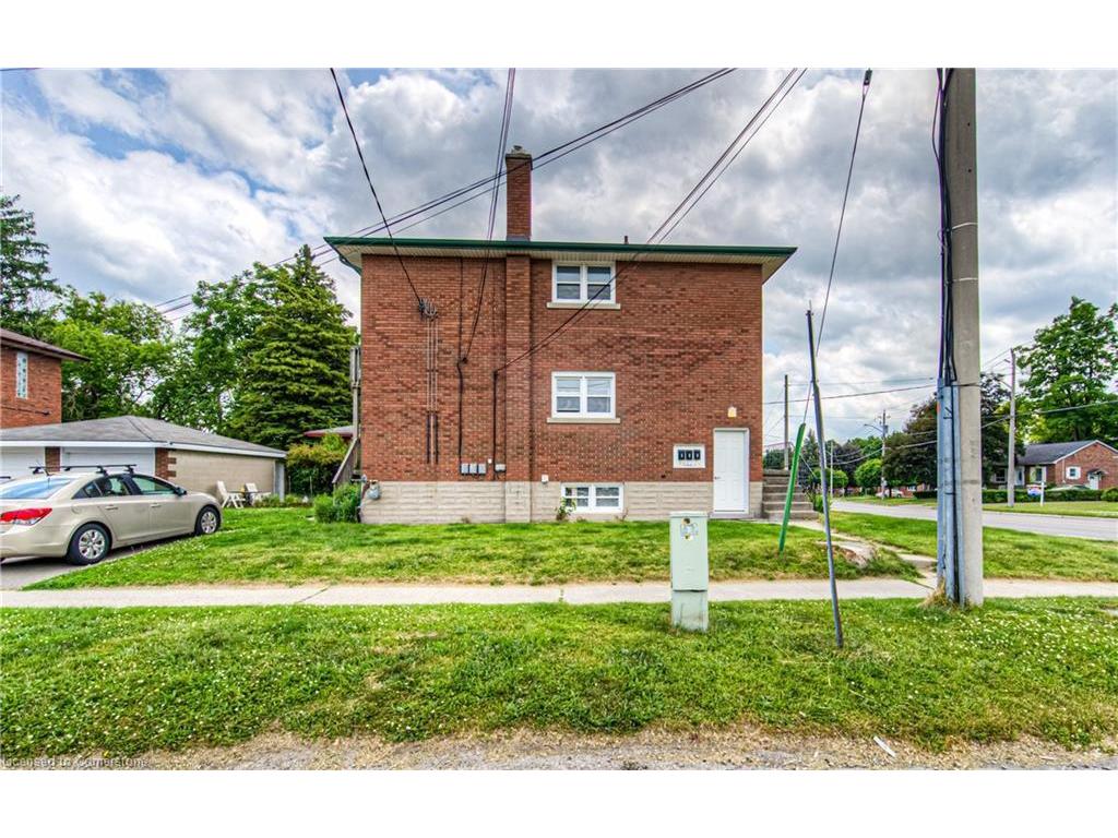 









218


Margaret

Avenue,
Kitchener,




ON
N2H 4J2

