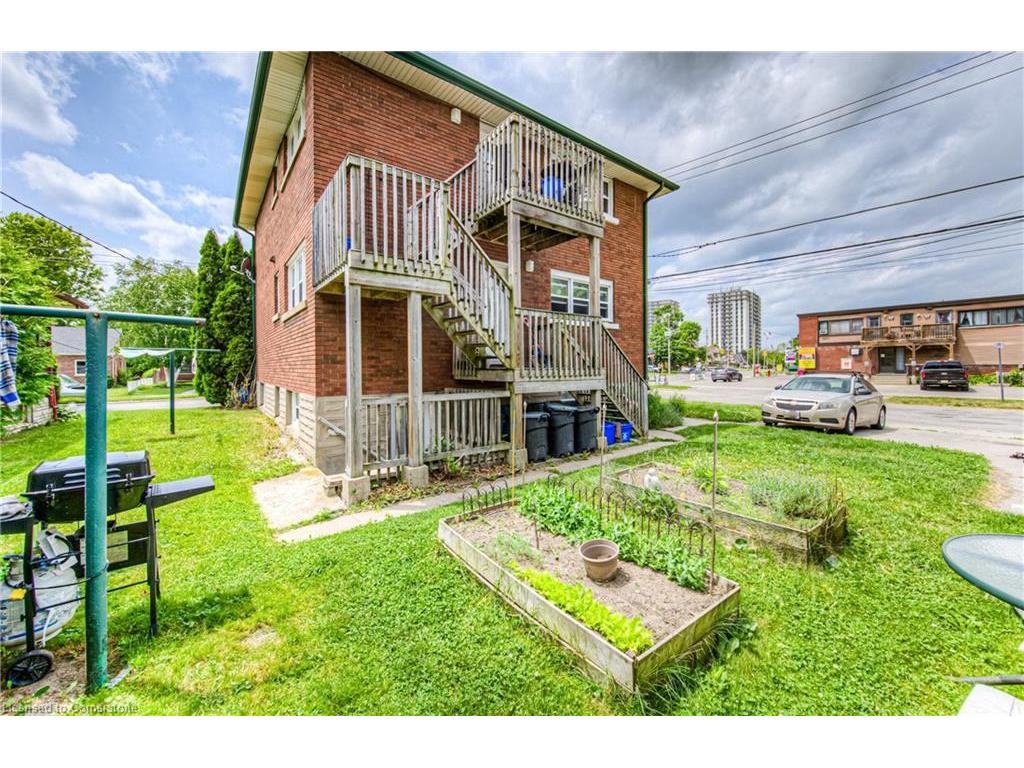 









218


Margaret

Avenue,
Kitchener,




ON
N2H 4J2

