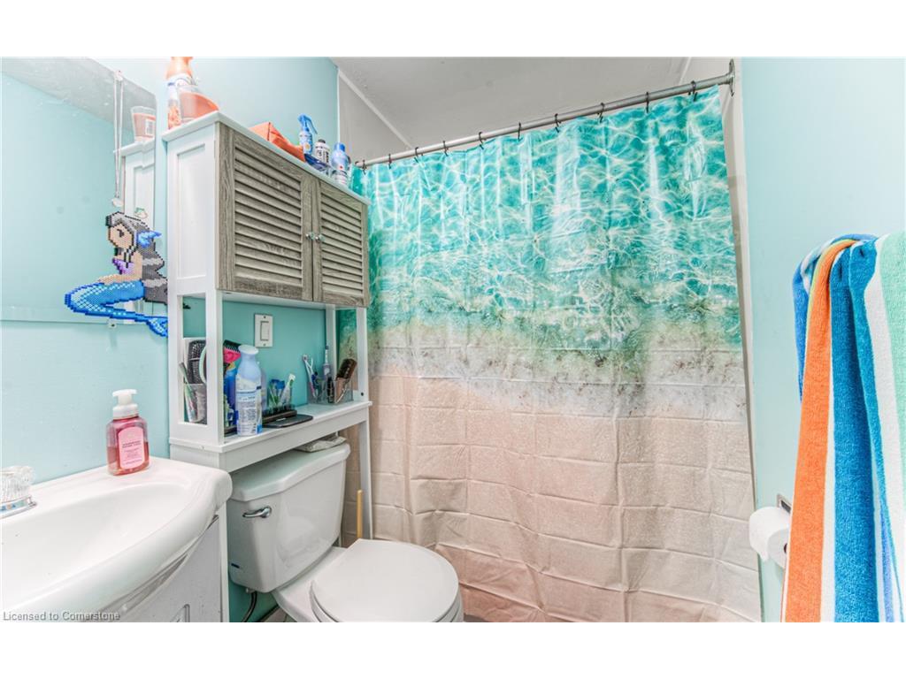









218


Margaret

Avenue,
Kitchener,




ON
N2H 4J2

