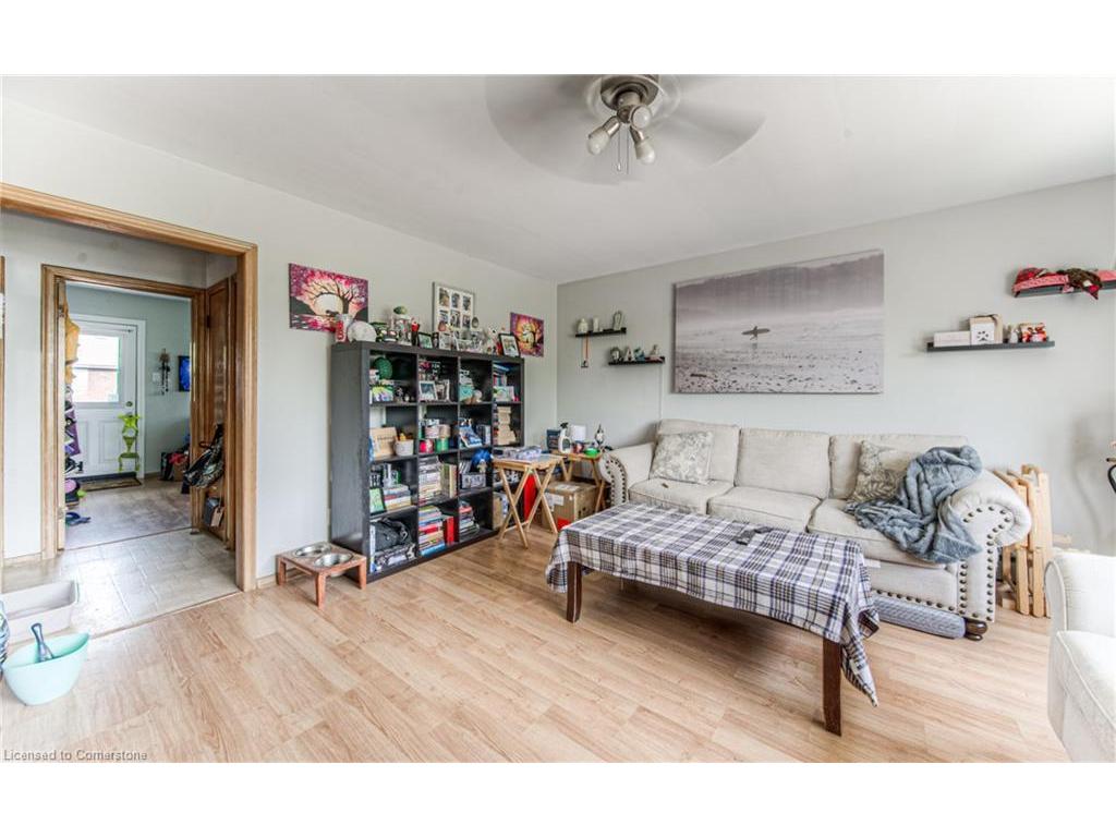 









218


Margaret

Avenue,
Kitchener,




ON
N2H 4J2

