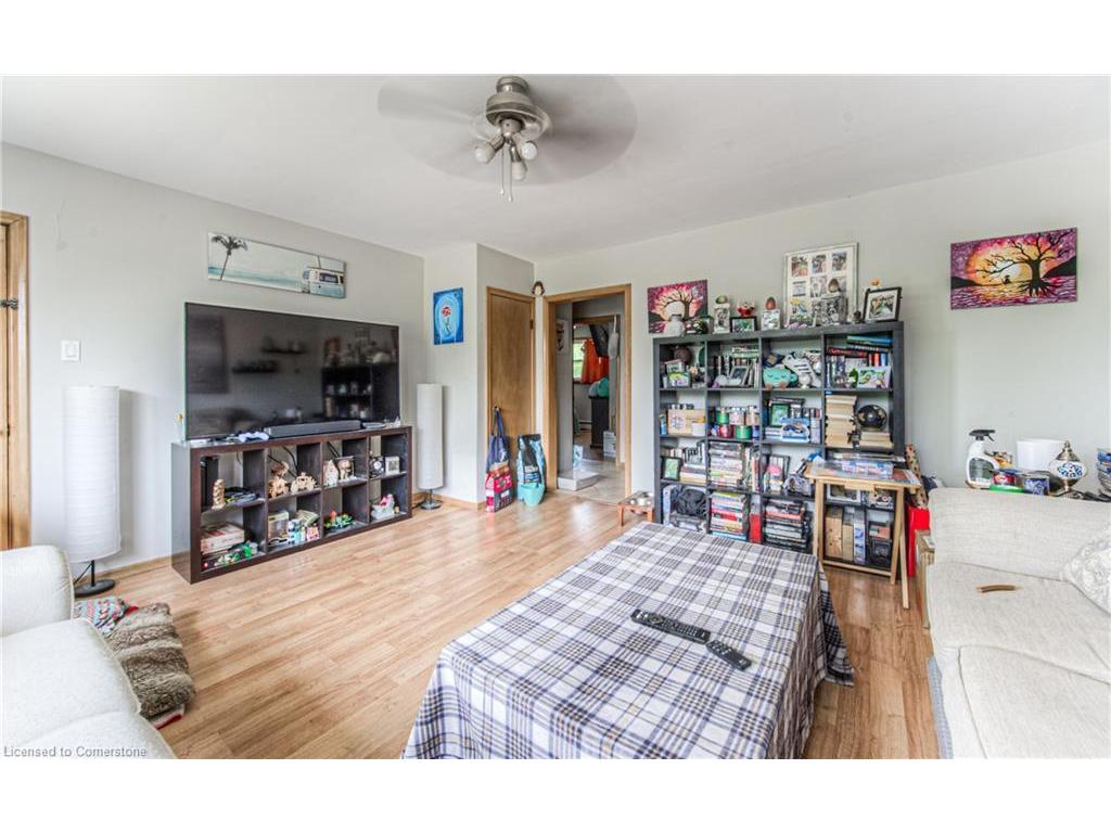 









218


Margaret

Avenue,
Kitchener,




ON
N2H 4J2

