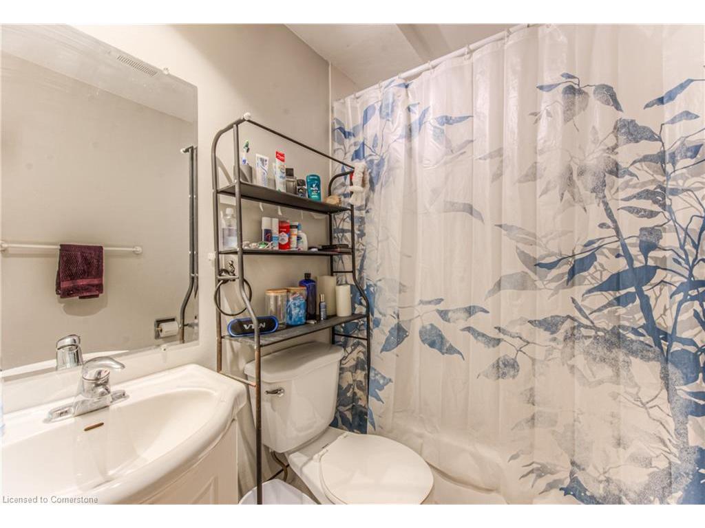 









218


Margaret

Avenue,
Kitchener,




ON
N2H 4J2


