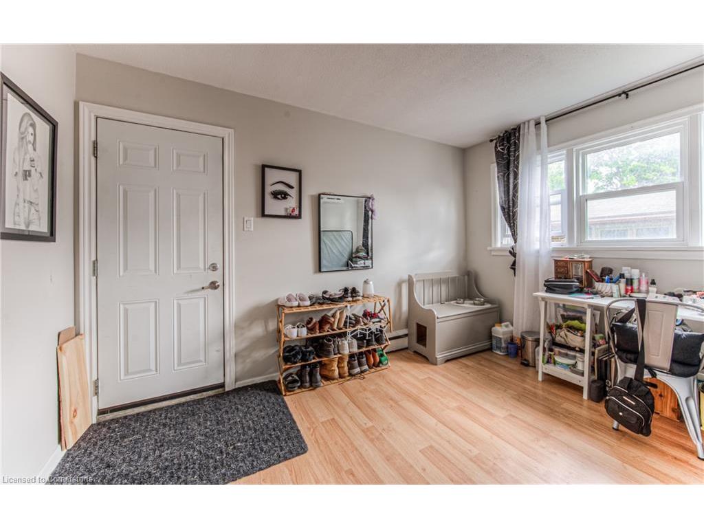 









218


Margaret

Avenue,
Kitchener,




ON
N2H 4J2

