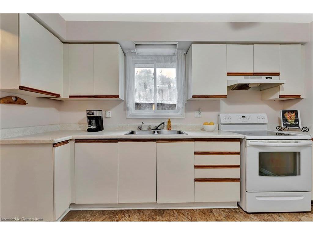 









5


Marcon

Court,
Kitchener,




ON
N2E 3G2

