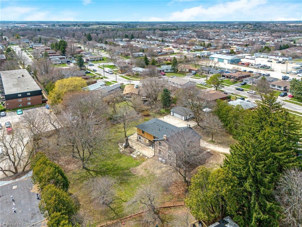 









33


Islington

Avenue,
Guelph,




ON
N1E 1B2

