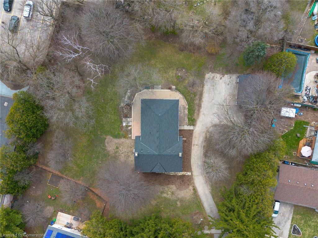 









33


Islington

Avenue,
Guelph,




ON
N1E 1B2

