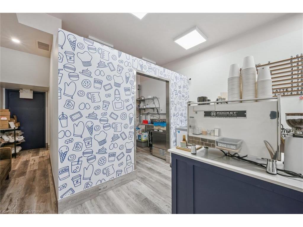 









1406


King

Street North,
St. Jacobs,




ON
N0B 2N0

