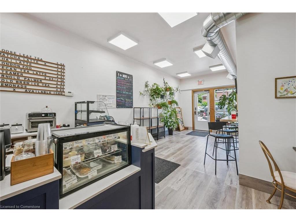 









1406


King

Street North,
St. Jacobs,




ON
N0B 2N0

