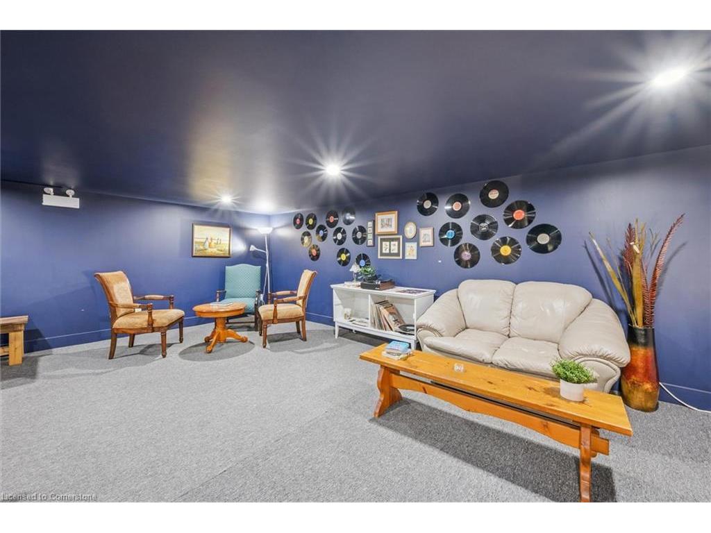 









1406


King

Street North,
St. Jacobs,




ON
N0B 2N0

