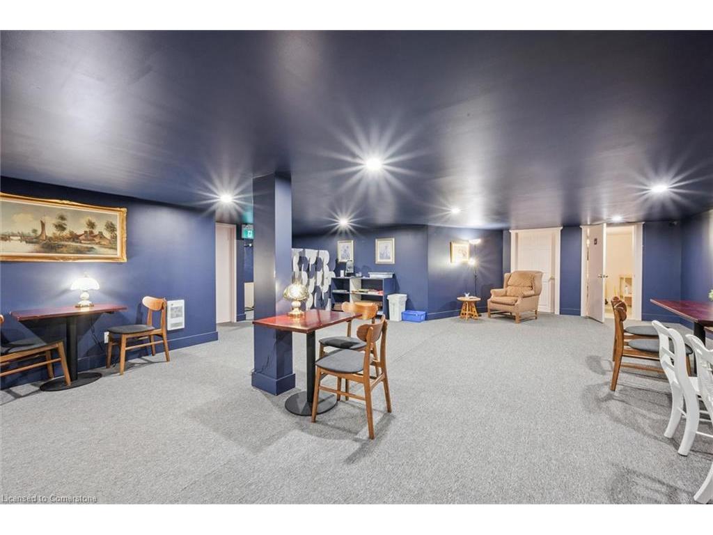 









1406


King

Street North,
St. Jacobs,




ON
N0B 2N0

