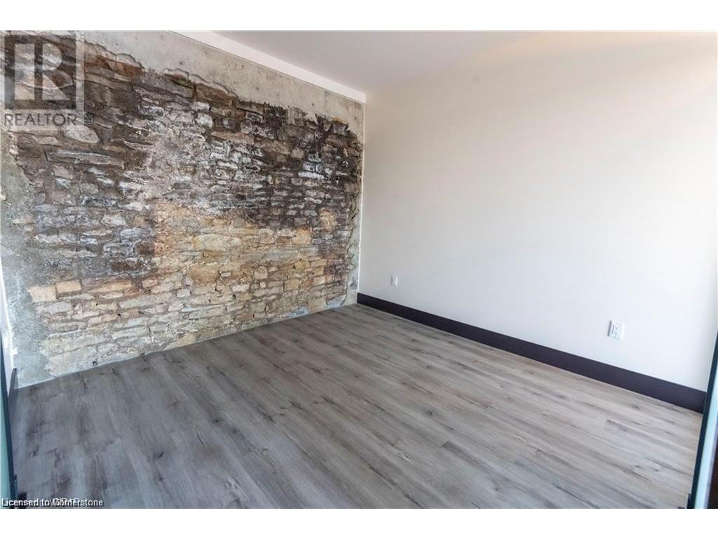 









121


King

Street East, 407,
Hamilton,




ON
L8N 1A9

