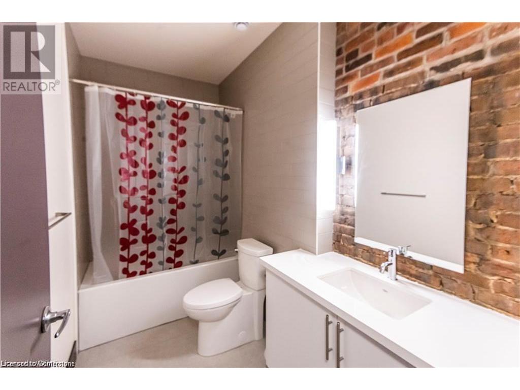 









121


King

Street East, 407,
Hamilton,




ON
L8N 1A9

