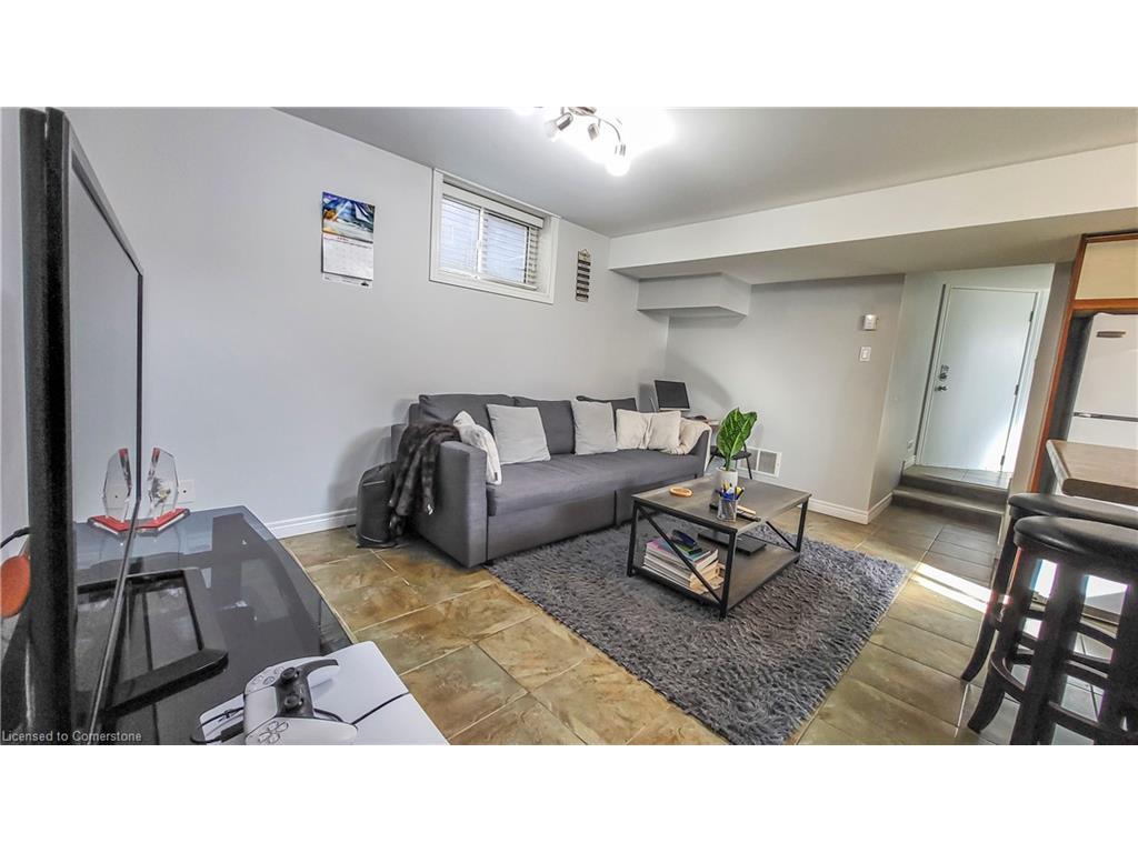 









326


Victoria

Street South, B,
Kitchener,




ON
N2M 3A3

