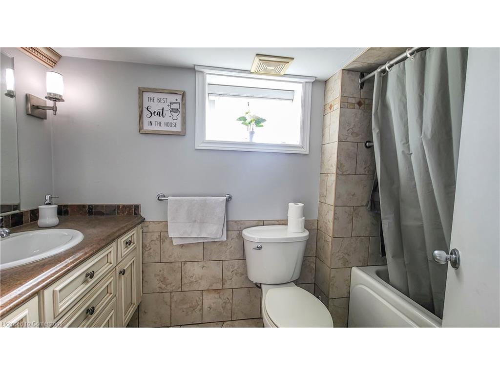 









326


Victoria

Street South, B,
Kitchener,




ON
N2M 3A3

