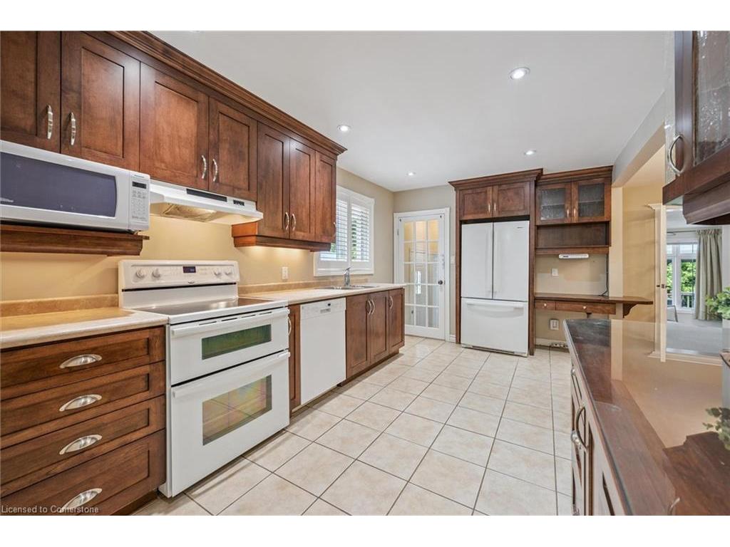 









190


Waverley

Drive,
Guelph,




ON
N1E 1H4

