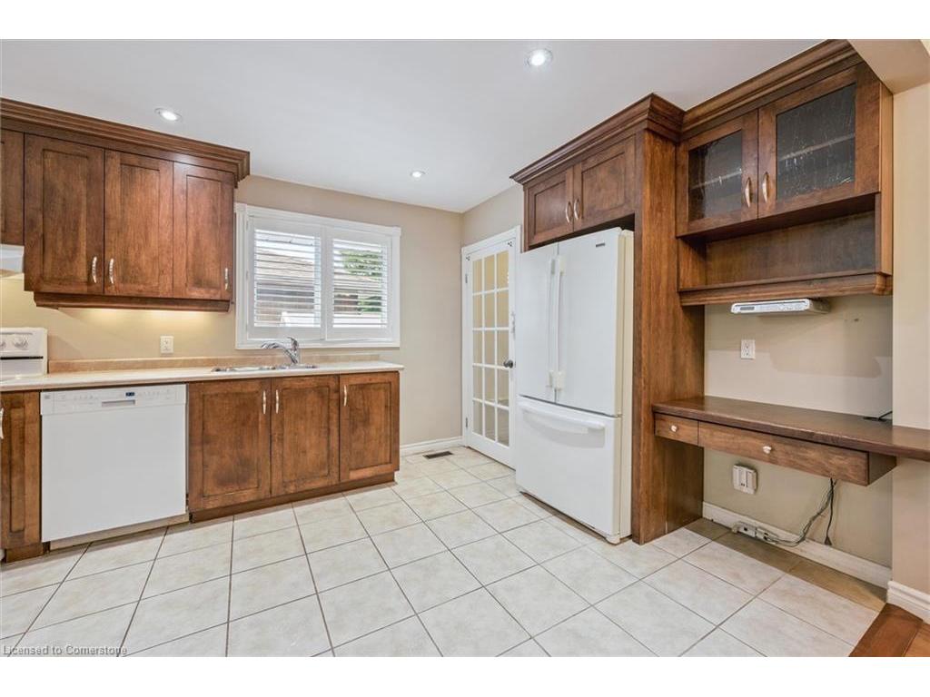 









190


Waverley

Drive,
Guelph,




ON
N1E 1H4

