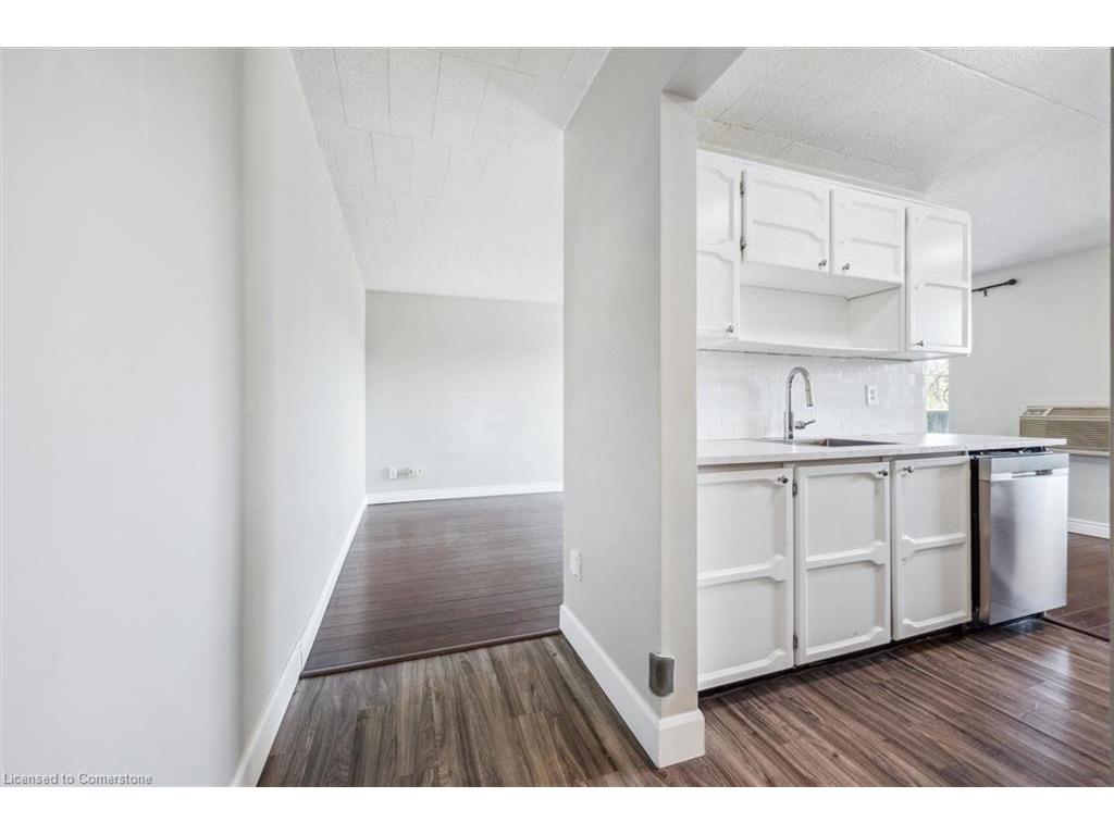 









29


West

Avenue, 311,
Kitchener,




ON
N2M 5E4


