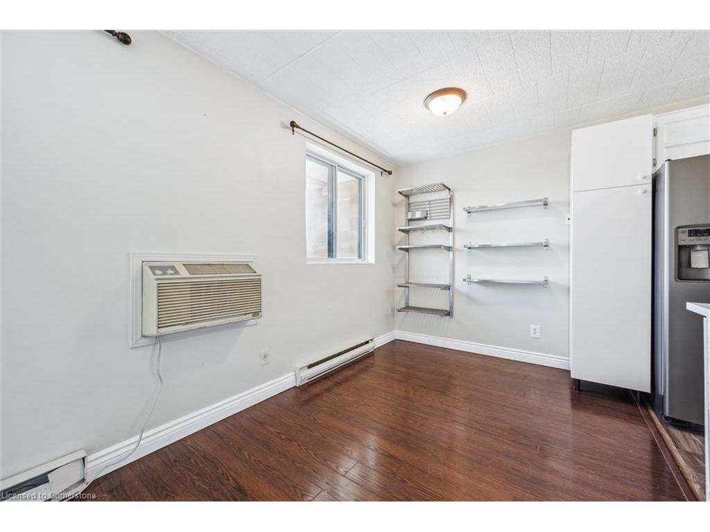 









29


West

Avenue, 311,
Kitchener,




ON
N2M 5E4

