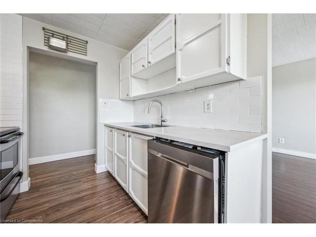 









29


West

Avenue, 311,
Kitchener,




ON
N2M 5E4

