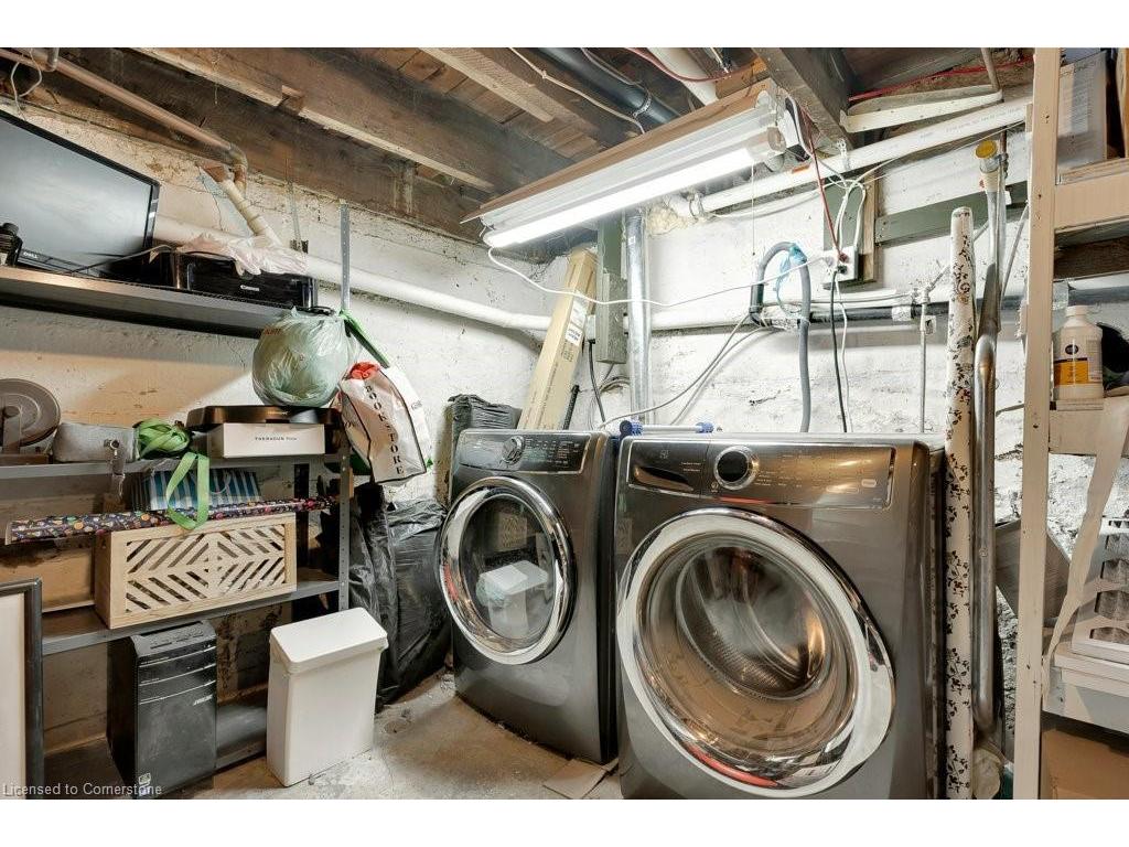 









405


Margaret

Street,
Cambridge,




ON
N3H 3X6

