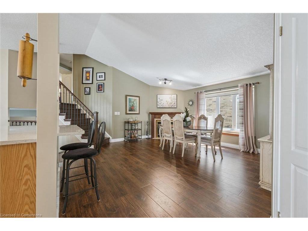 









576


Windjammer

Way,
Waterloo,




ON
N2K 3Z5


