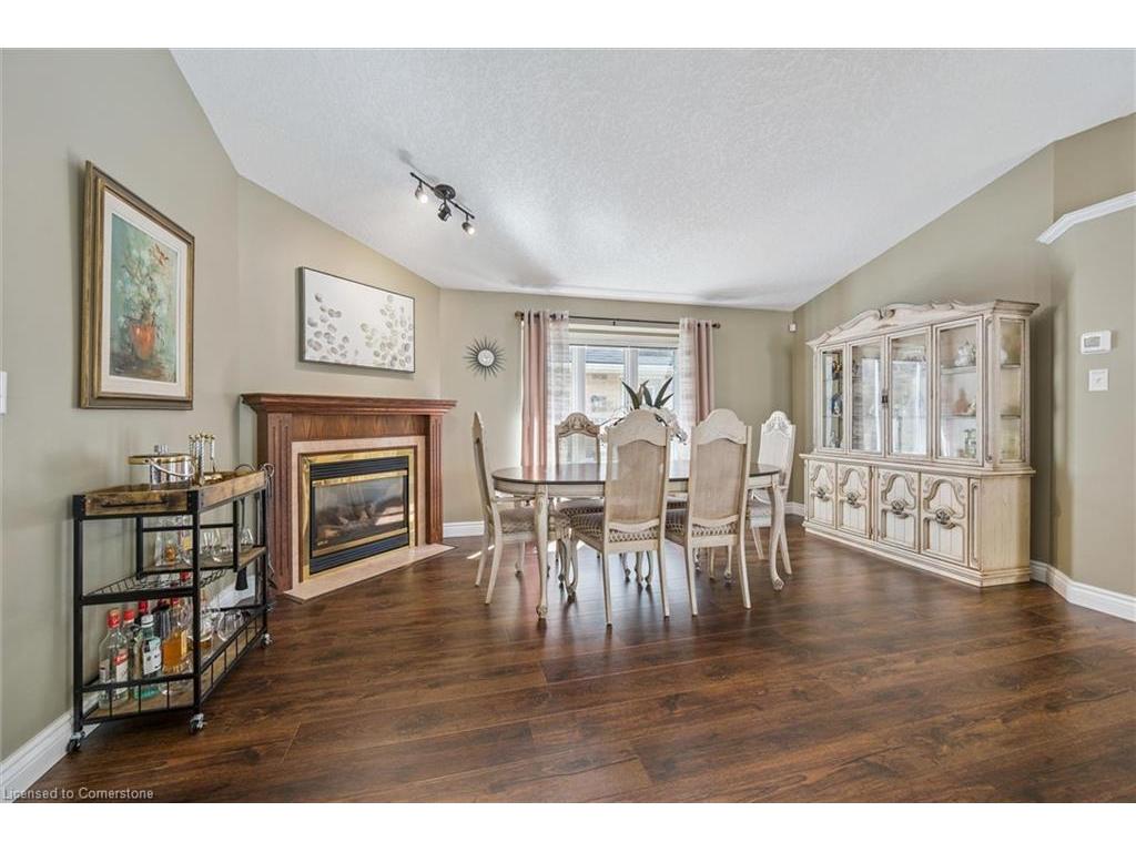 









576


Windjammer

Way,
Waterloo,




ON
N2K 3Z5


