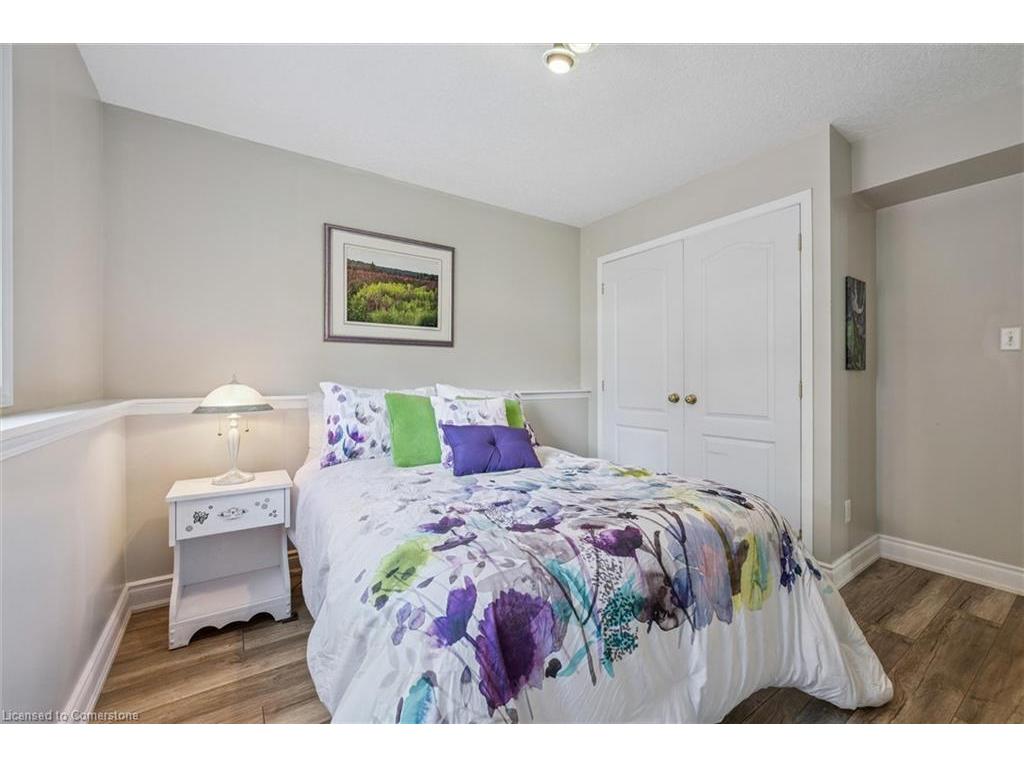 









576


Windjammer

Way,
Waterloo,




ON
N2K 3Z5

