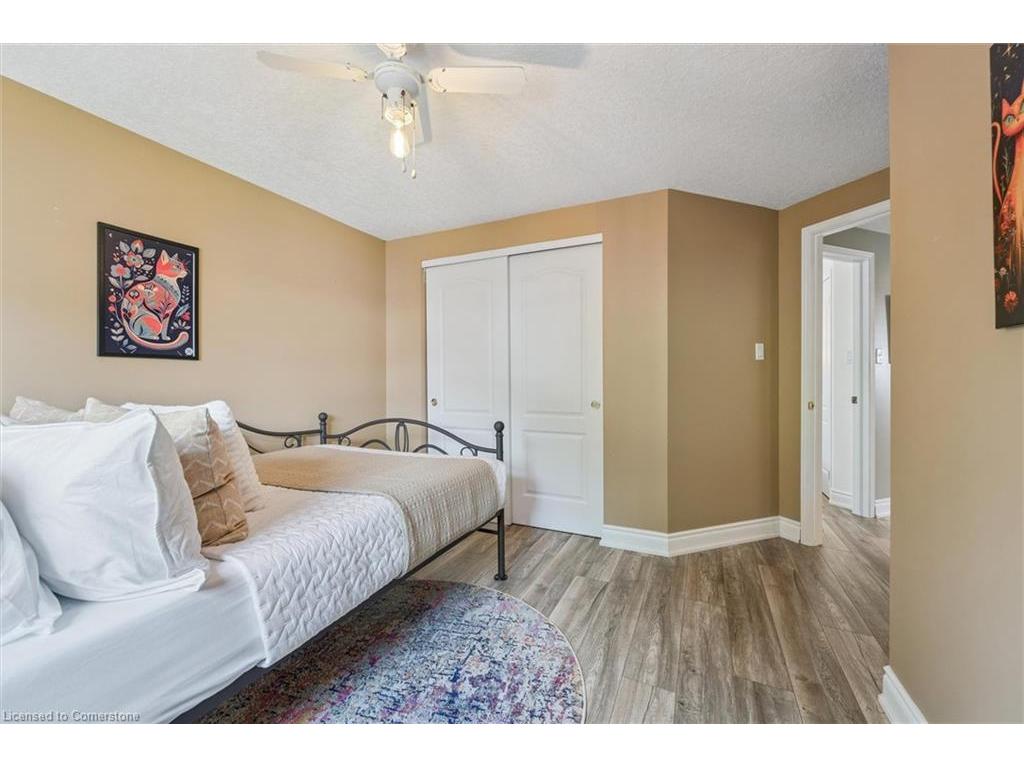 









576


Windjammer

Way,
Waterloo,




ON
N2K 3Z5

