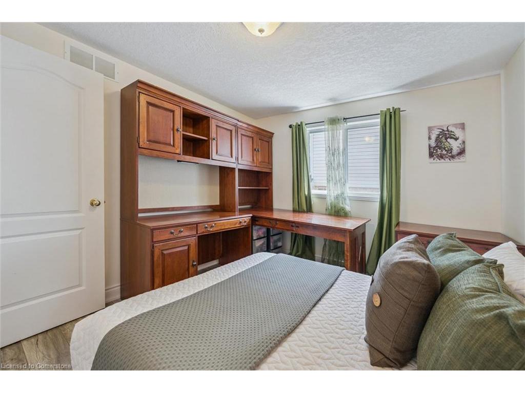 









576


Windjammer

Way,
Waterloo,




ON
N2K 3Z5

