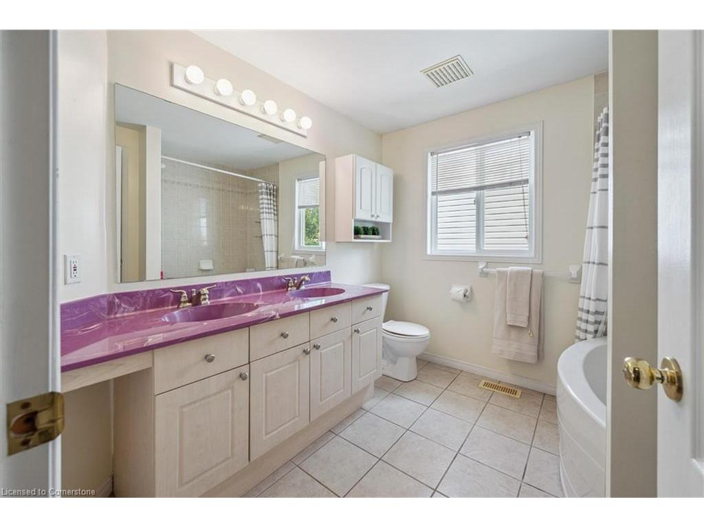 









576


Windjammer

Way,
Waterloo,




ON
N2K 3Z5

