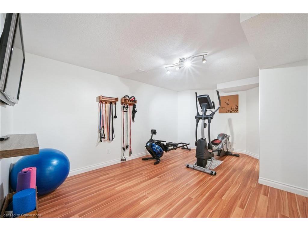 









279


Farley

Drive,
Guelph,




ON
N1L 1N6

