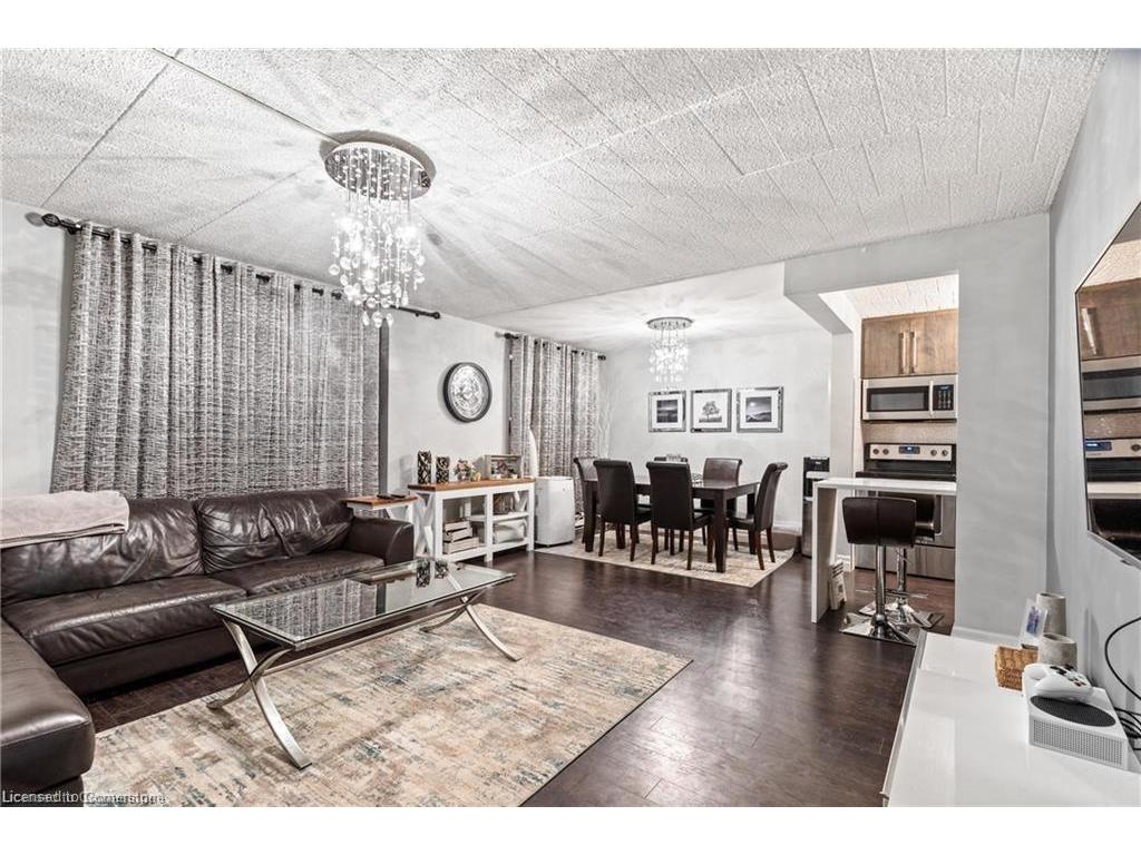 









6


Walton

Avenue, 310,
Kitchener,




ON
N2C 2B5

