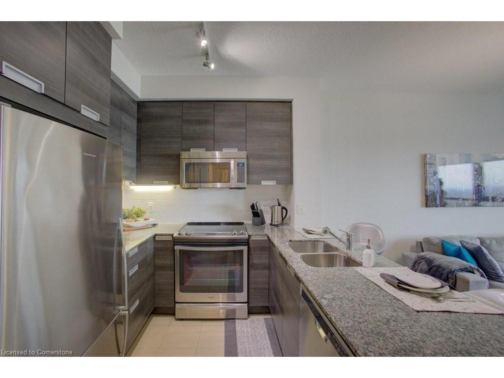 









75


Eglinton

Avenue West, 1601,
Mississauga,




ON
L5R 0E5

