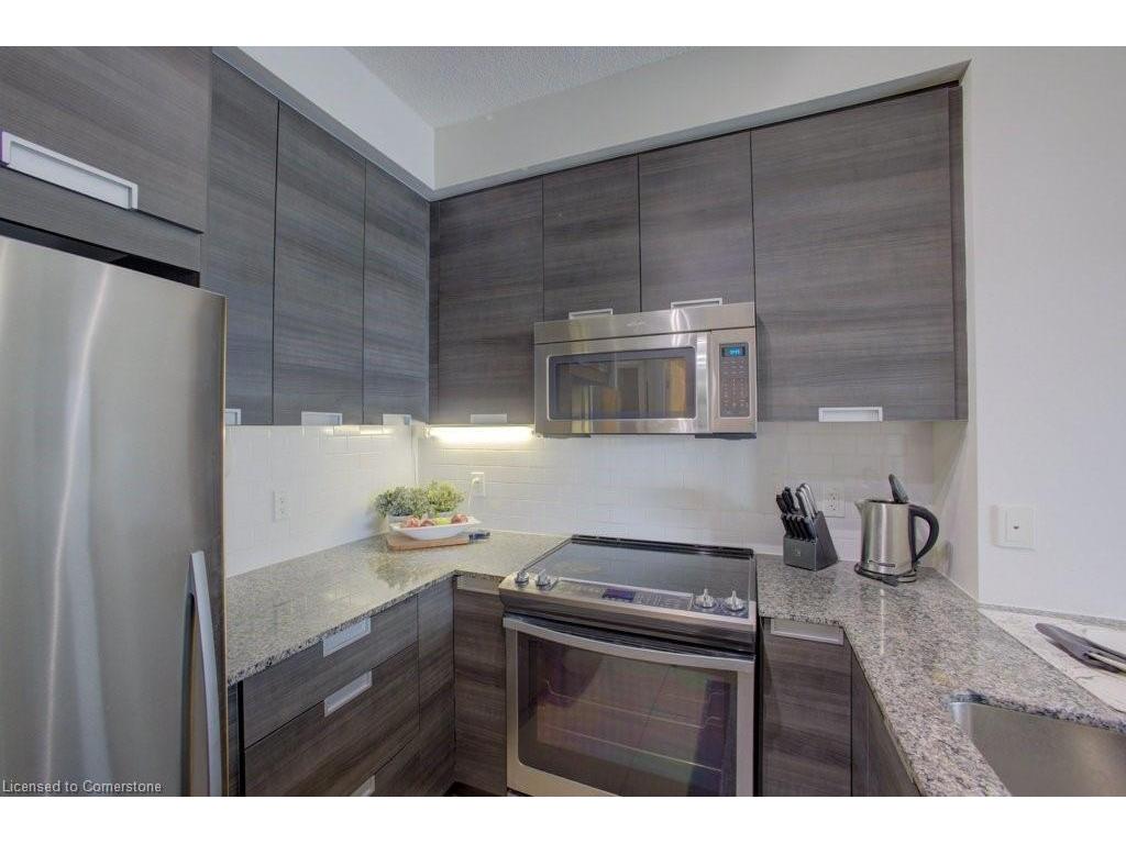 









75


Eglinton

Avenue West, 1601,
Mississauga,




ON
L5R 0E5

