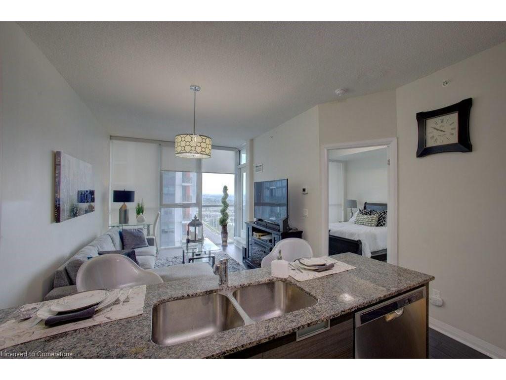 









75


Eglinton

Avenue West, 1601,
Mississauga,




ON
L5R 0E5

