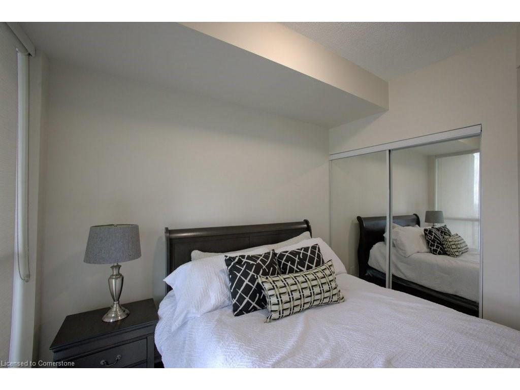 









75


Eglinton

Avenue West, 1601,
Mississauga,




ON
L5R 0E5


