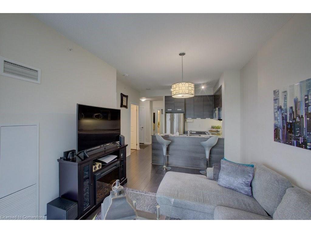 









75


Eglinton

Avenue West, 1601,
Mississauga,




ON
L5R 0E5

