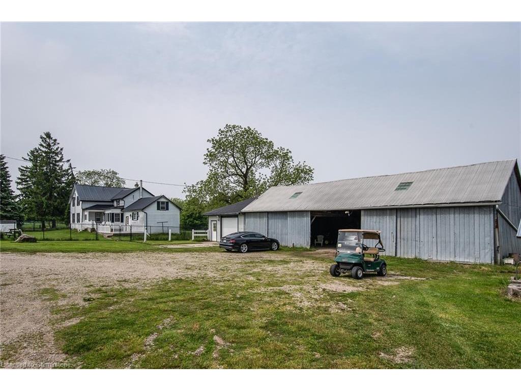 









4385


Hessen Strasse

,
Wellesley,







ON
N0B 2T0

