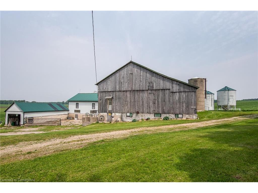 









4385


Hessen Strasse

,
Wellesley,







ON
N0B 2T0

