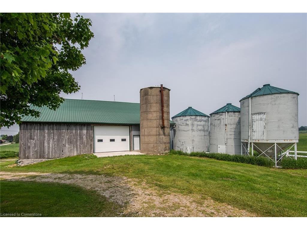 









4385


Hessen Strasse

,
Wellesley,







ON
N0B 2T0

