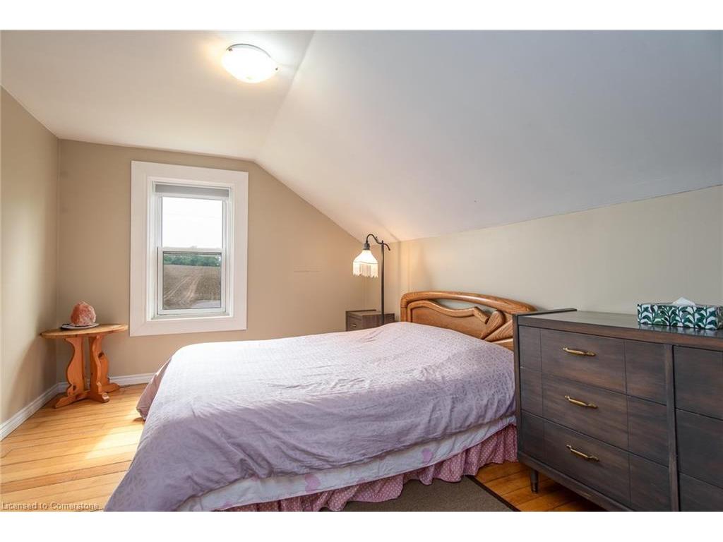 









4385


Hessen Strasse

,
Wellesley,







ON
N0B 2T0

