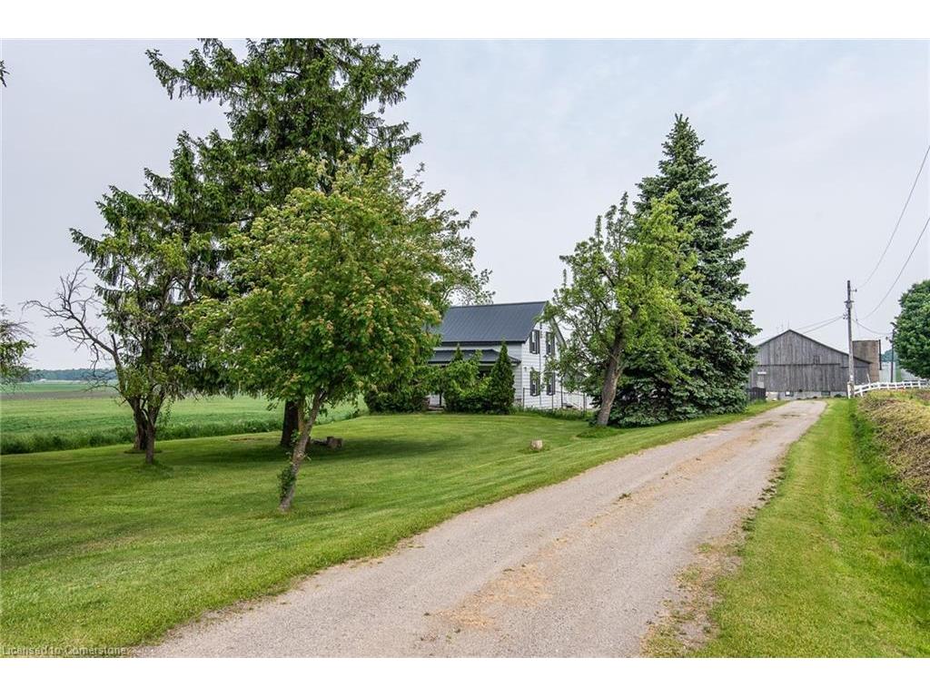 









4385


Hessen Strasse

,
Wellesley,







ON
N0B 2T0

