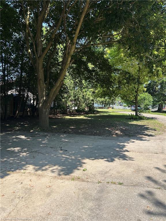 









33


Islington

Avenue,
Guelph,







ON
N1E 1B2

