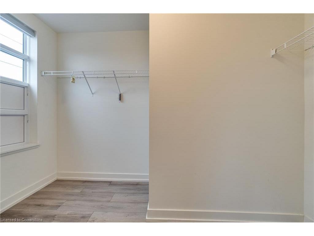 









255


Northfield

Drive, 202,
Waterloo,




ON
N2J 4G8

